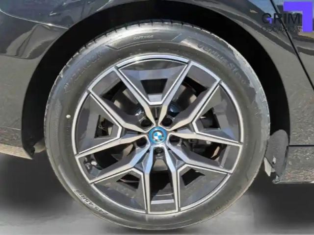 Bmw Serie 5 i5 edrive40 340 ch — photo 15