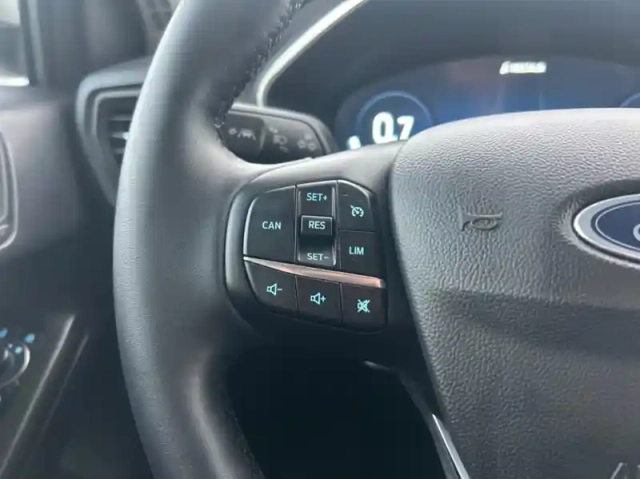 Ford Tourneo Connect 2.0 ecoblue 102ch titanium — photo 16