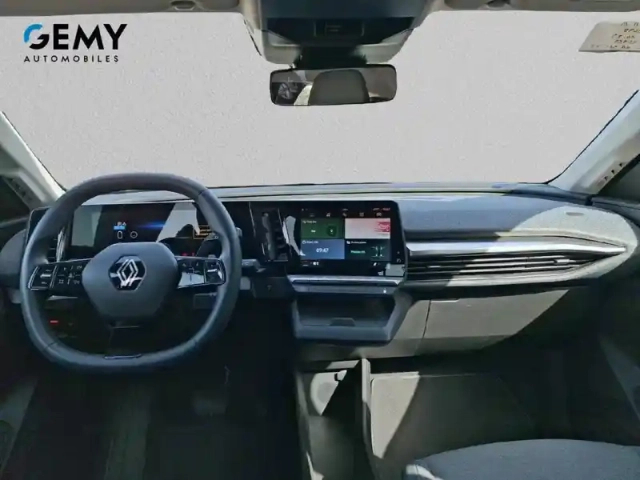 Renault Megane e-tech ev40 130ch standard charge — photo 8