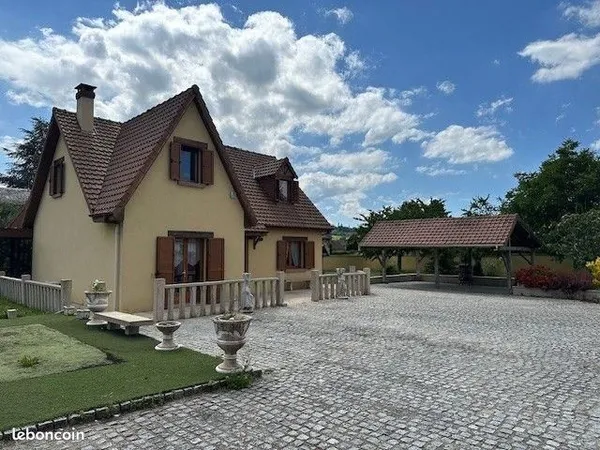 Maison 6 pièces 138 m²