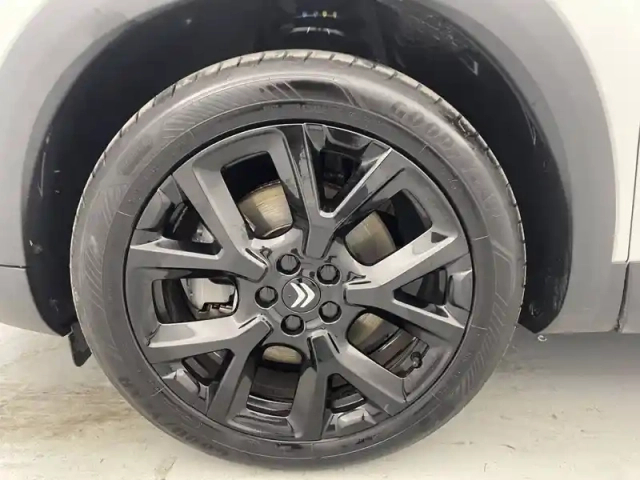 Citroën C5 Aircross hybride rechargeable 225 s&amp;s e-eat8 — photo 42