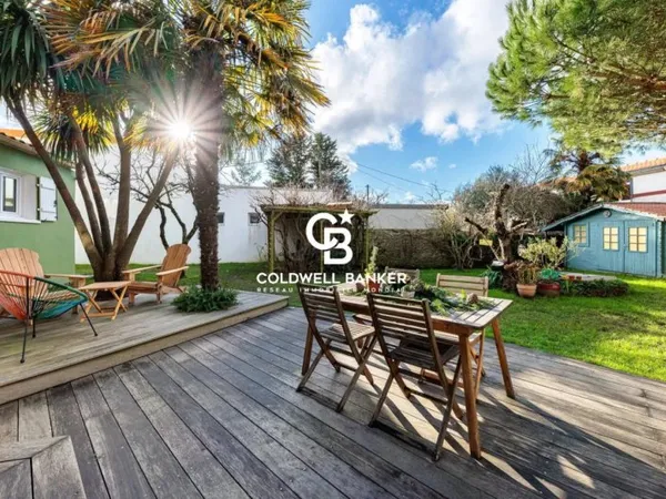 NANTES SUD PONT ROUSSEAU - MAISON FAMILIALE AVEC JARDIN 168 M2