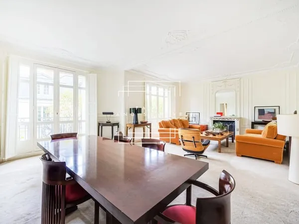 EXCLUSIVITÉ - SABLONS - VENTE EN VIAGER SANS RENTE
