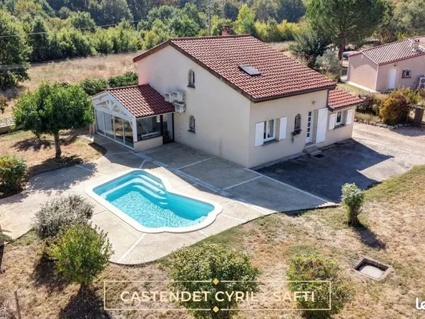 Propriété 7 pièces 150 m²
