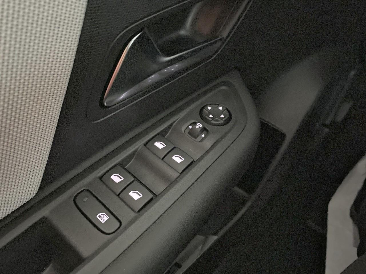 Citroën C4 X hybride 145 ch e-dcs6 max — photo 20