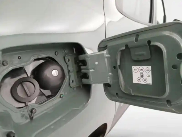 Dacia Duster 1.0 eco-g 100ch  journey 4x2 — photo 10