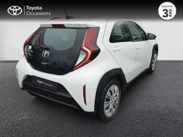 Toyota Aygo X 1.0 vvt-i 72ch dynamic my23 — photo 10