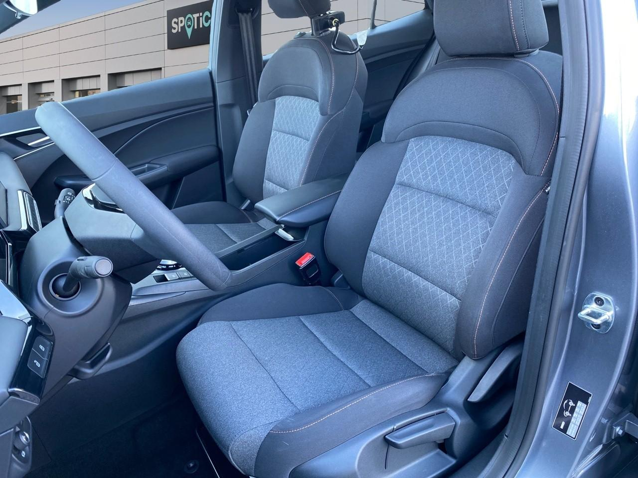 Mg Mg3 1.5 hybrid+ 195ch comfort — photo 9