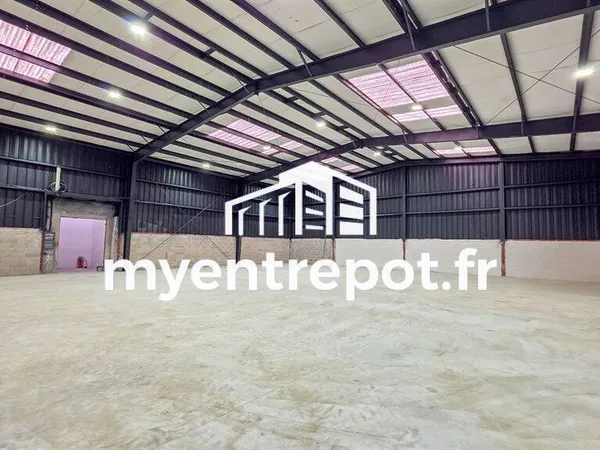 Local d'activité 650 m²
