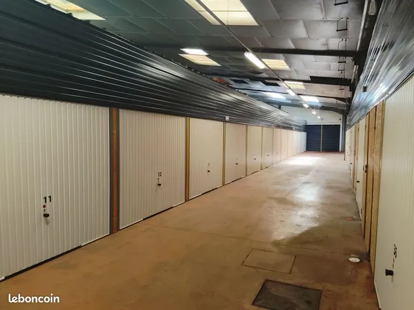 Location garage, box, garde meubles