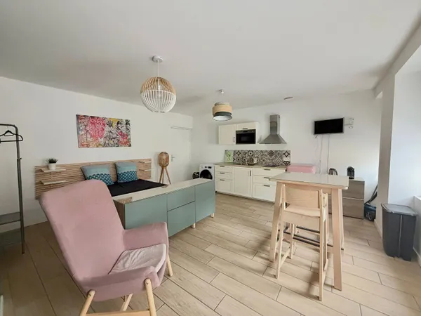 Studio 1 pièce 28 m²