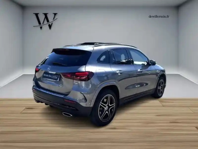 Mercedes Gla 250 e hybrid eq amg line — photo 7