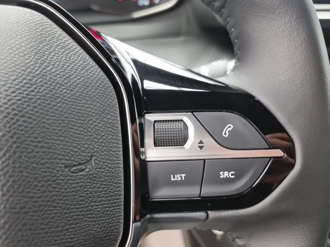 Peugeot 2008 100 s&s bvm6 business — photo 23