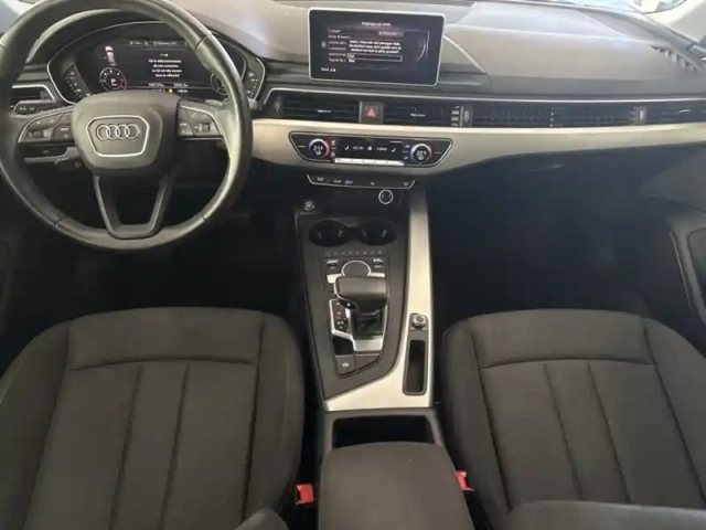Audi A4 40 tdi basis — photo 11