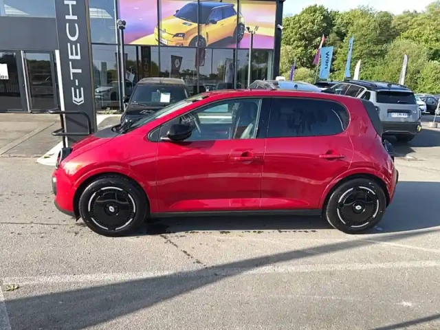 Renault Twingo e-tech electrique 80 ch autonomie urbaine — photo 2