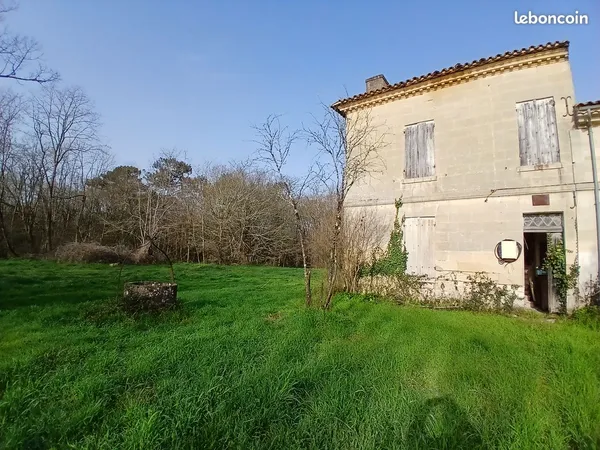 Terrain et Maison à restaurer entièrement