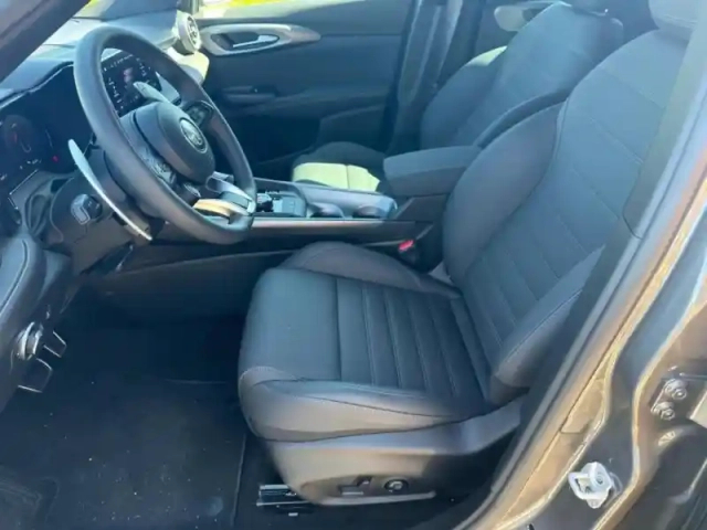 Alfa Romeo Tonale 1.3 phev 280ch veloce at6 e-q4 — photo 10