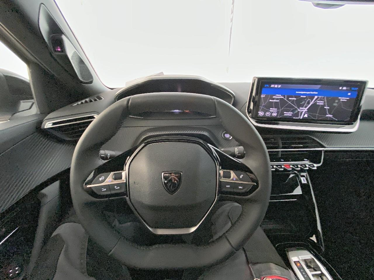 Peugeot 2008 hybrid 145 ch e-dcs6 allure — photo 12