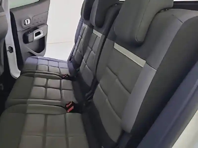 Citroën C5 Aircross hybride rechargeable 225 s&amp;s e-eat8 — photo 32