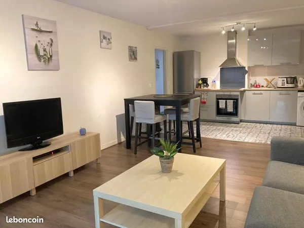 Chambre meublée en colocation - T - Vauban-La Catho- Etudiants