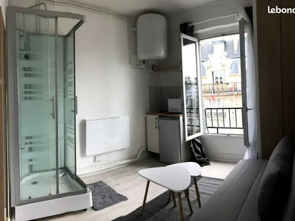 Paris 10e - Château-Landon - Chambre louée de 8,86 m²