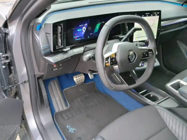 Renault Scenic e-tech électrique 220 ch grande autonomie — photo 18