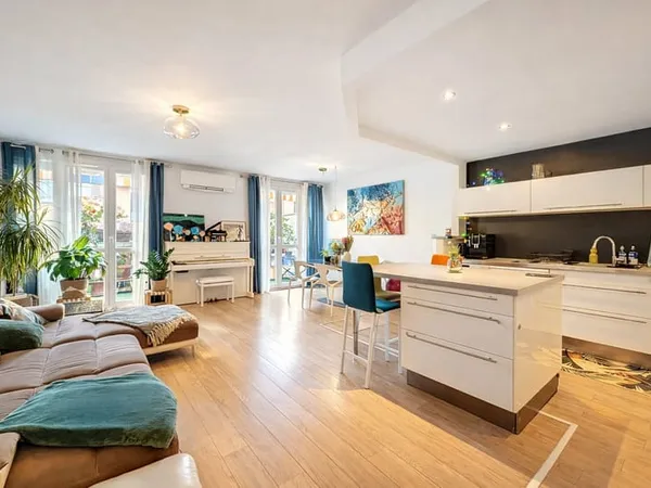 Appartement 3 pièces de 81m² - Centre -Castanet-Tolosan - Dernier étage, Terrasse
