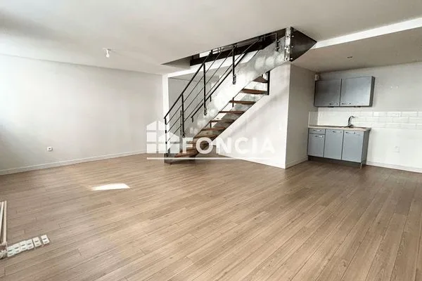 Appartement 3 pièces 84 m²