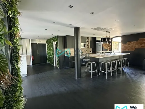 Bureaux 216 m² MAGNY-LE-HONGRE