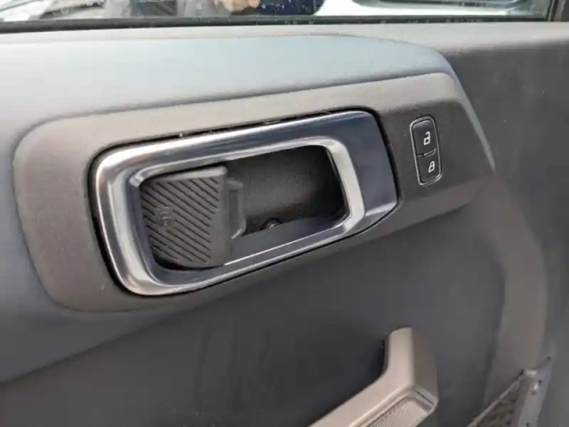 Ford Bronco 2.7 v6 ecoboost 335ch outer banks powershift no malus gtie usine 12/2031 — photo 8
