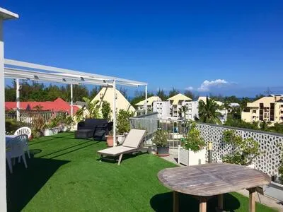 PENTOUSE A L HERMITAGE DEUX APPARTEMENTS T3/ T4