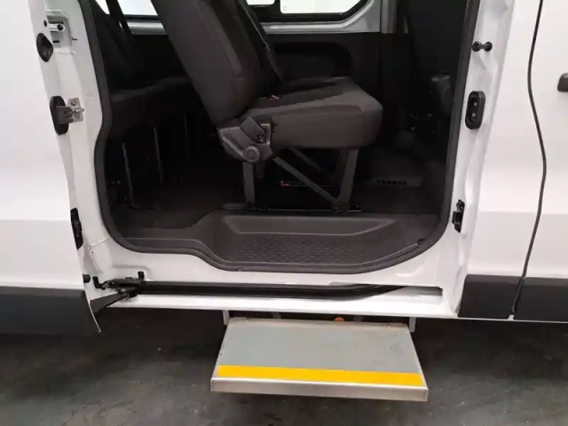 Renault Trafic l2 dci 150 energy s&amp;s — photo 20