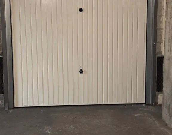 Vends garage/box - Paris 15eme Arrondissement