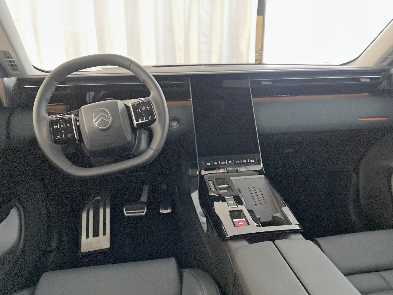 Citroën C5 Aircross hybride 145 ch e-dcs6 max — photo 8