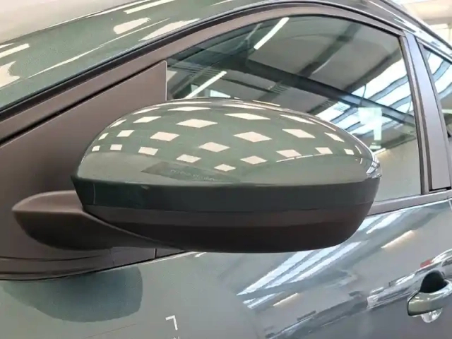 Dacia Sandero eco-g 100 gsr2 — photo 36