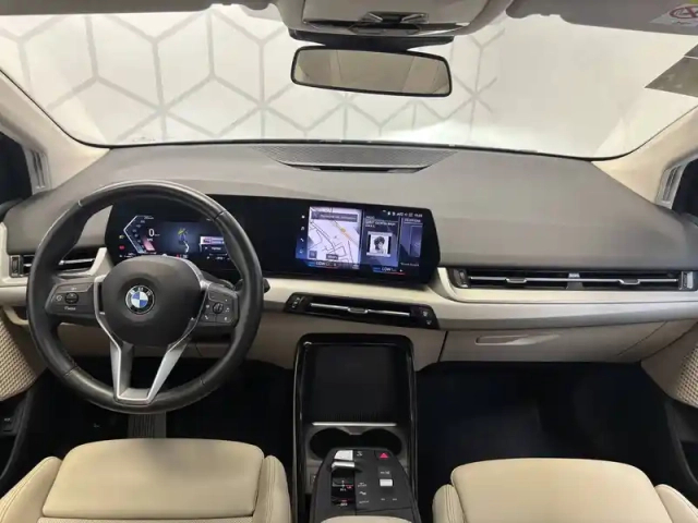 Bmw Serie 2 active tourer 218i 136 ch dkg7 — photo 6