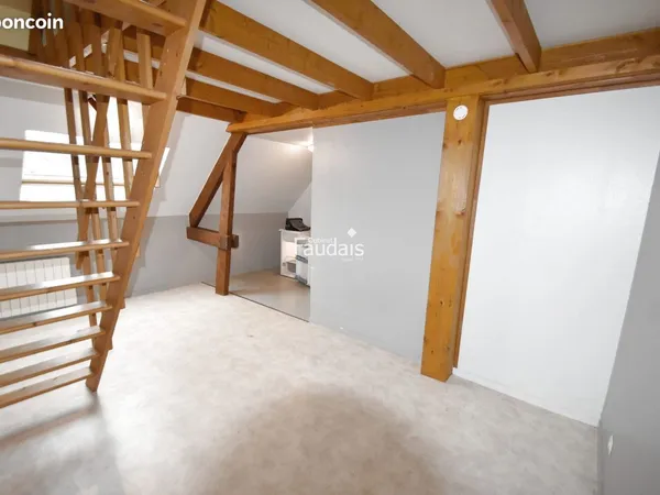 Studio 1 pièce 27 m²