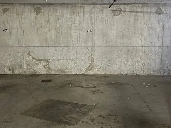 Parking 15 m²