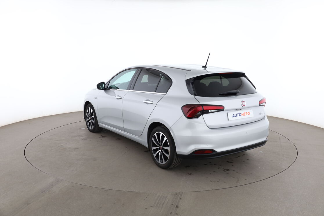 Fiat Tipo 1.6 MultiJet Lounge — photo 3