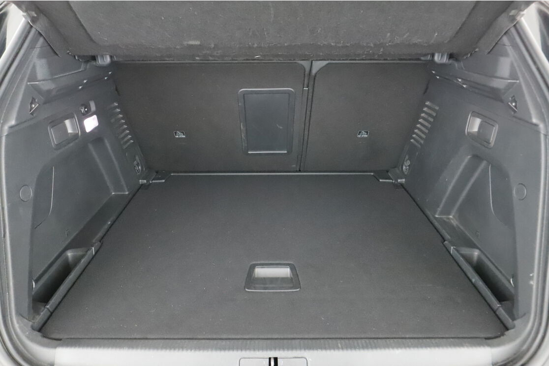 Peugeot 3008 1.2 PureTech GT Line — photo 16