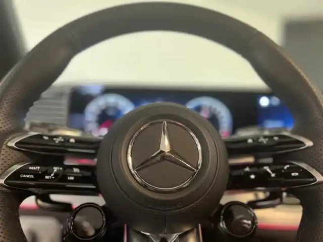 Mercedes Classe E amg 53 hybride 4matic+ — photo 8