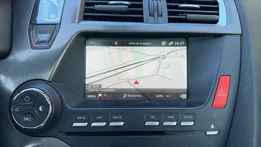 DS DS5 2.0 BlueHDi 180 EAT6 - Performance Line – 2018 – 181500 km – Diesel – Boîte Automatique — photo 28