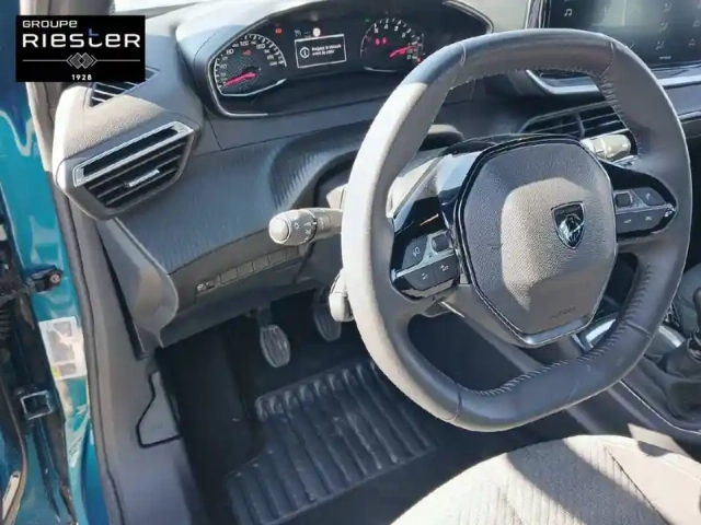Peugeot 2008 100 s&amp;s bvm6 — photo 18
