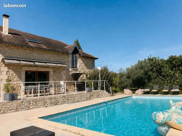 Maison 6 pièces 210 m²