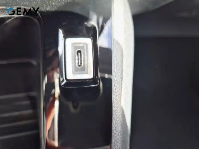 Peugeot 208 hybrid 110 ch e-dcs6 — photo 16