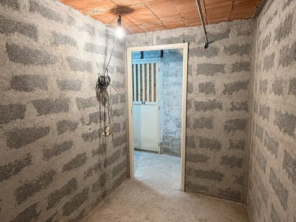 Cave de stockage 6 m² sécurisée Cagnes Hippodrome