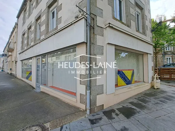 A LOUER : LOCAL COMMERCIAL - SAINT JAMES