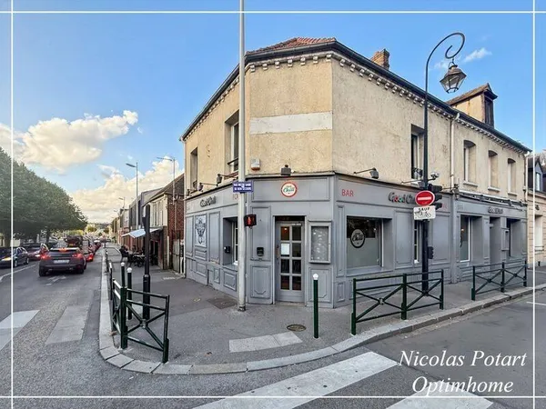 Immeuble 290 m²