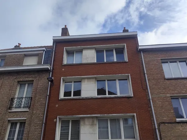 Studio 18 m² meublé — Lumineux & Rénové — Faubourg de Cambrais Douai