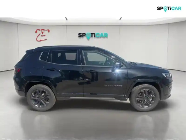 Jeep Compass 1.3 turbo t4 190ch phev 4xe 80th anniversary at6 eawd — photo 8